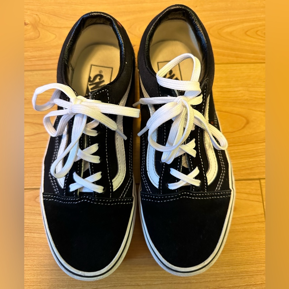 Unisex Vans shoes